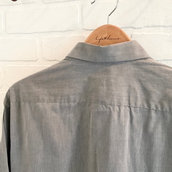 Hugo Boss Men Button down Shirt Designer Luxury Gray Pinstripes L 15.5 - Picture 6 of 13